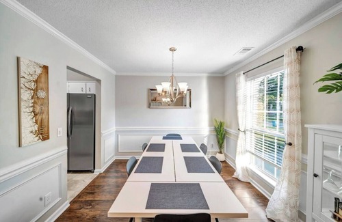 Whitemarsh Island Casa | Island Home. 15 mins to Tybee Beach & Downtown.