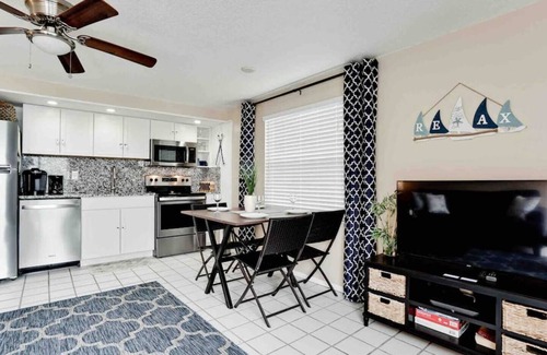 Englewood Villa | Nueva propiedad! Vistas impresionantes. Frente al mar "Paradise Bay". Piscina y paseo a la playa