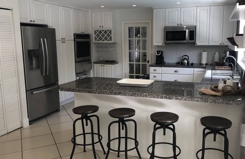 Key Biscayne Casa | Island Paradise! Beautiful Elegant Tropical Home with Private Heated Pool!