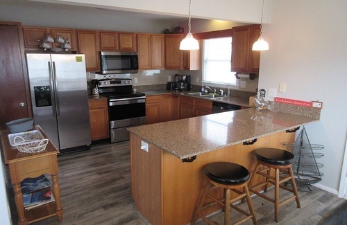 Ocean Isle Beach Casa | ISLAND PARK - SECOND ROW! AVAILABLE NOW!