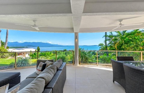 Port Douglas Casa | Island Point Villa 1 Port Douglas