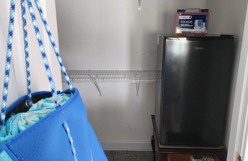Chapin Apartamento | Island's Sunset Green Guest Room on Beautiful Lake Murray