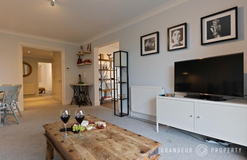 Poole Apartamento | Island Views by Grandeur Property