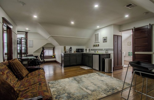 Detroit Casa | Islandview Family Get Away