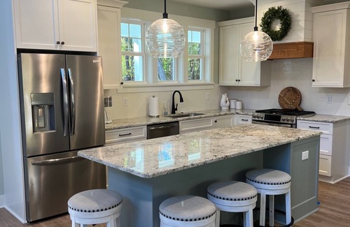 Littleton Casa | Isn't She a Beaut? Great Location! Built in 2023!