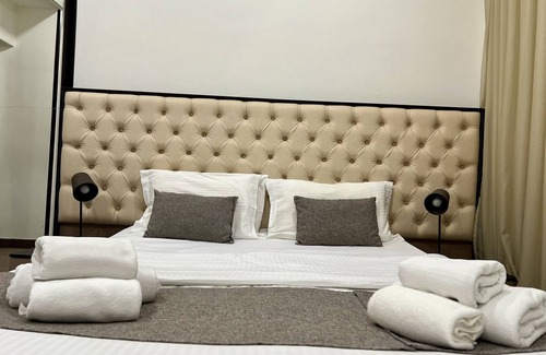 Kentron Cama Y Desayuno | IT Hotel In Center