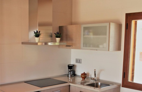 Clara Apartamento | Torredembarra: soleado, gran terraza, a 5 minutos de la playa (HUTT-008560)