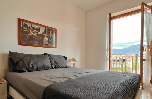 Santa Maria del Cedro Apartamento | Marina Santa Maria Del Cedro 1BR Apt.