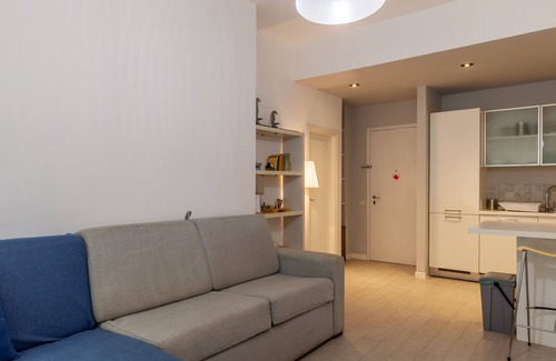Viareggio Apartamento | Apartamento vacacional 'La Casa nel parco' cerca de la playa con terraza