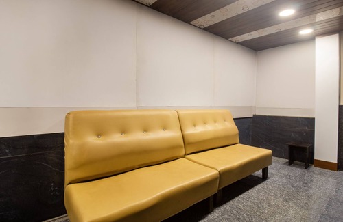 Hyderabad Hotel | Itsy Hotels Yogeshwara Grand