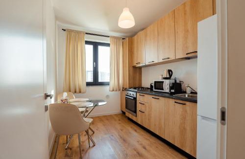 Pipera Apartamento | Ivory by Blvd 25B4 - Premium Studio with Garden View