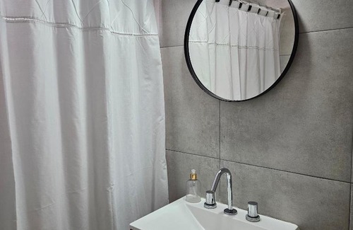 Chascomús Apartamento | Jacarandá, amplio departamento con terraza