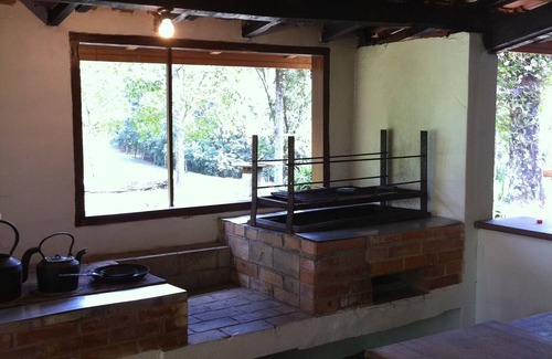 Aracoiaba da Serra Casa | Jacaranda Place 125. 000m2, sede con vista al lago, piscina, patio, huerto