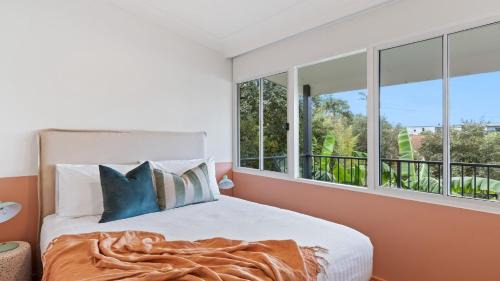 Terrigal Casa | Jack and Jills #107 Accom Holidays