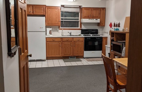 Monroe Apartamento | Jack's Joint's #2 in downtown Monroe MI
