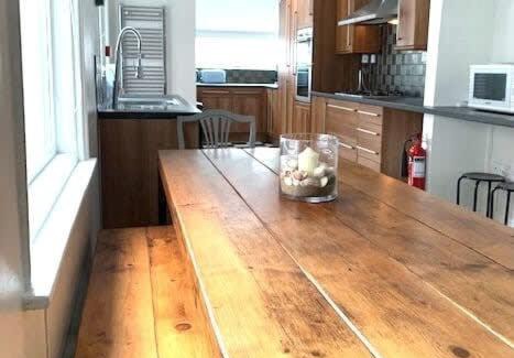 Muston Casa | Jackson Landing - Spacious house with central location