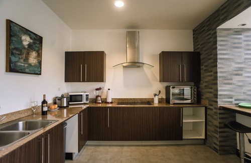 Barrio Santa Lucía Apartamento | Jaco Bay Luxury Penthouse mountain, pool and ocean view