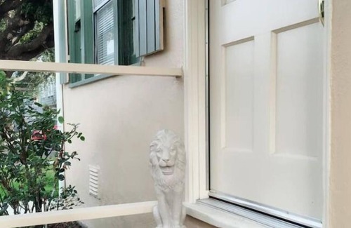 West Alameda Casa | JadeHome -- Townhome style