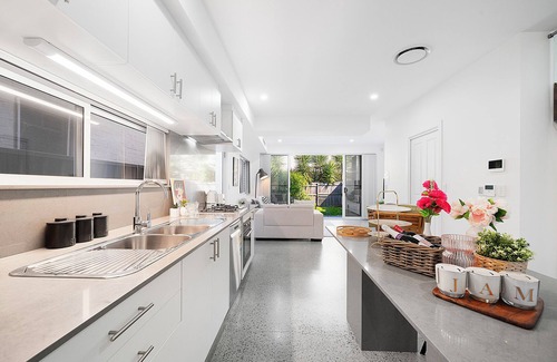 Petersham North Casa | Jam Home | Modern Stylish House Petersham close to Sydney CBD