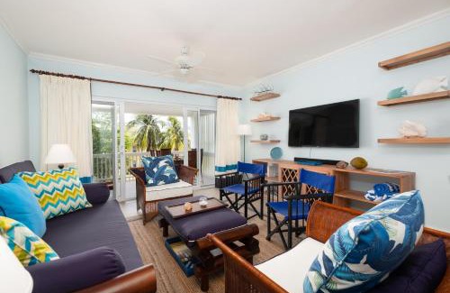 Tower Isle Apartamento | Jamaica Time Driftwood at Sea Palms 3BR 3BA Condo in Ocho Rios with Pool and Beach Front with Views ONLY 10 Mins from Ochi Intl Airport Direct flight from Miami