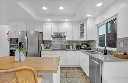 Edenvale Casa | Japandi Garden Home/Jacuzzi/Game Room/BBQ/Fire pit