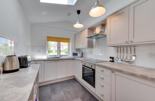 Wenhaston Casa | Japonica Cottage