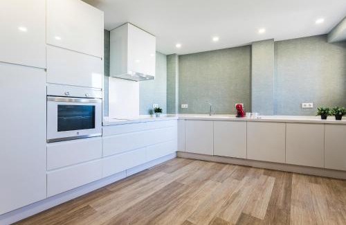 Fontanal-Maria Auxiliadora-Carretera de Carmona Apartamento | Jardines Valle 3 rooms 2 baños