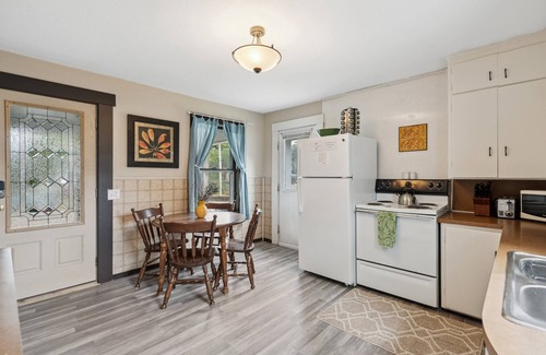 Lake City Apartamento | Jasmine Apartment - 3 Blocks from Lake Pepin