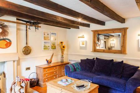Richmond Casa | Jasmine Cottage