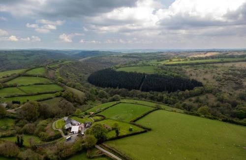 Hawkridge Casa | Jasper and Smiddy - joint booking