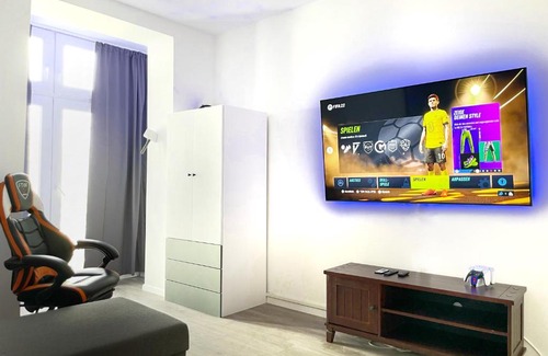 Dortmund Apartamento | JayBnB - Gaming Apartment PS5 65 Zoll 4K TV Wohnung mit Balkon