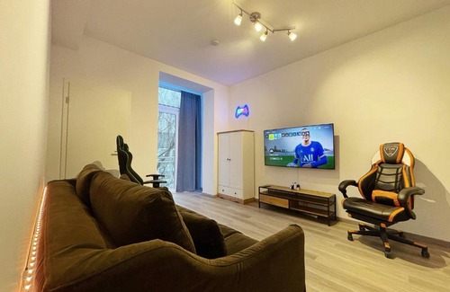 Dortmund Apartamento | JayBnB - PS5 55 Zoll 4K TV Gaming Apartment
