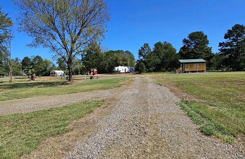 Jerusalem Cabina | JB's Cabin