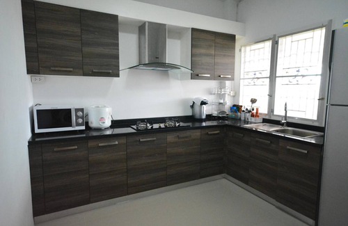 Phunphin Casa | JC Guesthouse