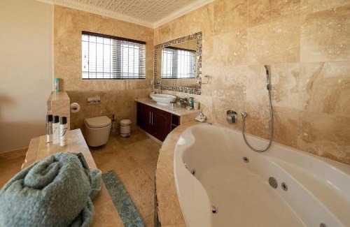 Jeffreys Bay Apartamento | Jeffreys Bay Beach Accommodation Waters Edge