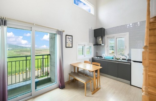 Hallim Casa | Jeju Gosanirang Pension