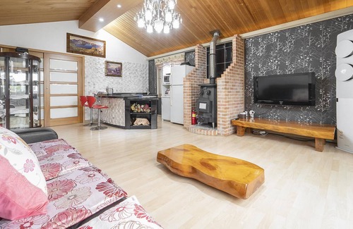 Aewol Casa | Jeju Oceancliffcottage