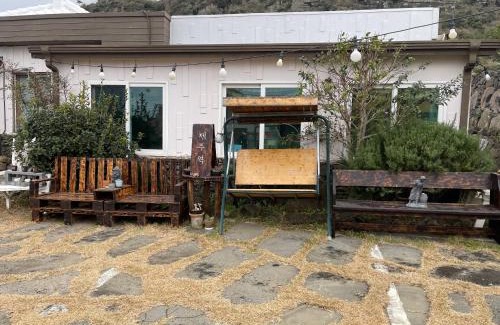 Hallim Casa | Jeju Station
