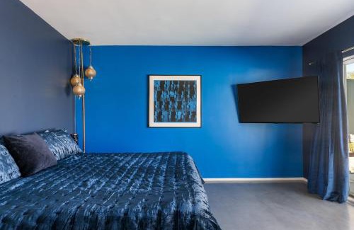 Palm Springs Casa | Jeweled Oasissaltwater Poolozonespadogfriendly!