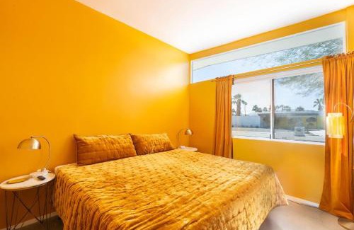 Palm Springs Casa | Jeweled Oasissaltwater Poolozonespadogfriendly!