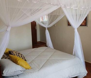 Kampala Apartamento | Jjaja's Avocado Grove - Fenne