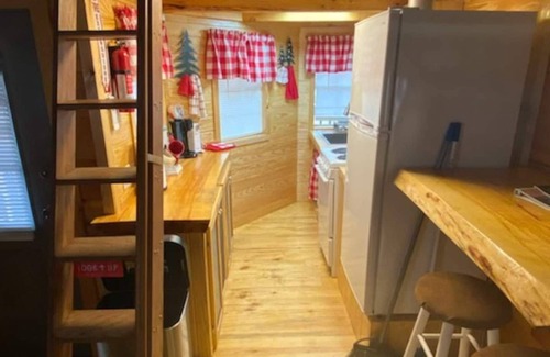 Salem Cabina | Jocassee Valley cabin- Free Park Pass