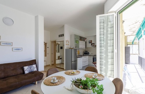 Sestri Levante Apartamento | JOIVY Apt For 6, Near Centre, Beach And Train Station