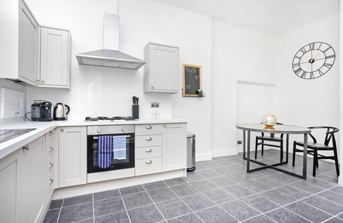 Bonnington Apartamento | JOIVY Modern 1-Br Apt W/ Communal Terrace In Trendy Stockbridge