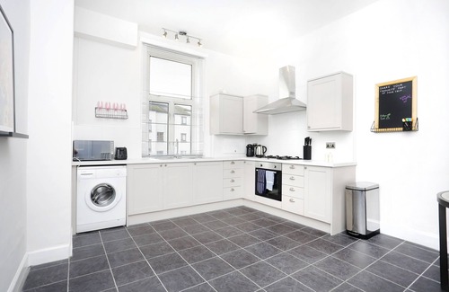 Bonnington Apartamento | JOIVY Modern 1-Br Apt W/ Communal Terrace In Trendy Stockbridge