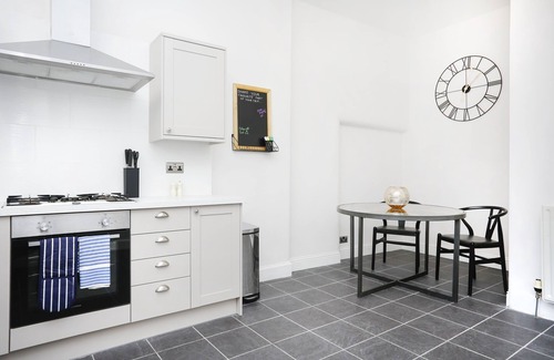 Bonnington Apartamento | JOIVY Modern 1-Br Apt W/ Communal Terrace In Trendy Stockbridge