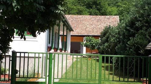 Szalka Casa | JOLANDA Vendégház