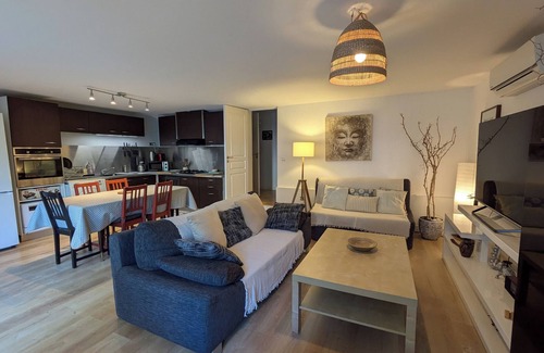 Ensues-la-Redonne Apartamento | Joli Appartement Avec Jardin sur la Côte Bleue