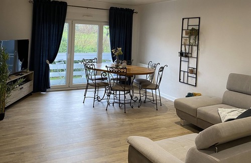 Gondrexange Apartamento | Joli Appartement Avec Balcon aux Pieds des Étangs