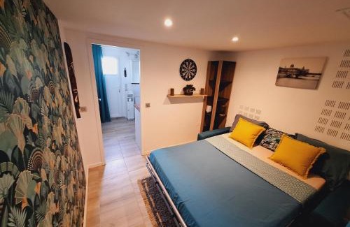 Chantemerle-sur-la-Soie Casa | Joli studio 25m2 avec cuisine